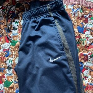 Nike straight legged sweats , so comfy! Navy blue size medium